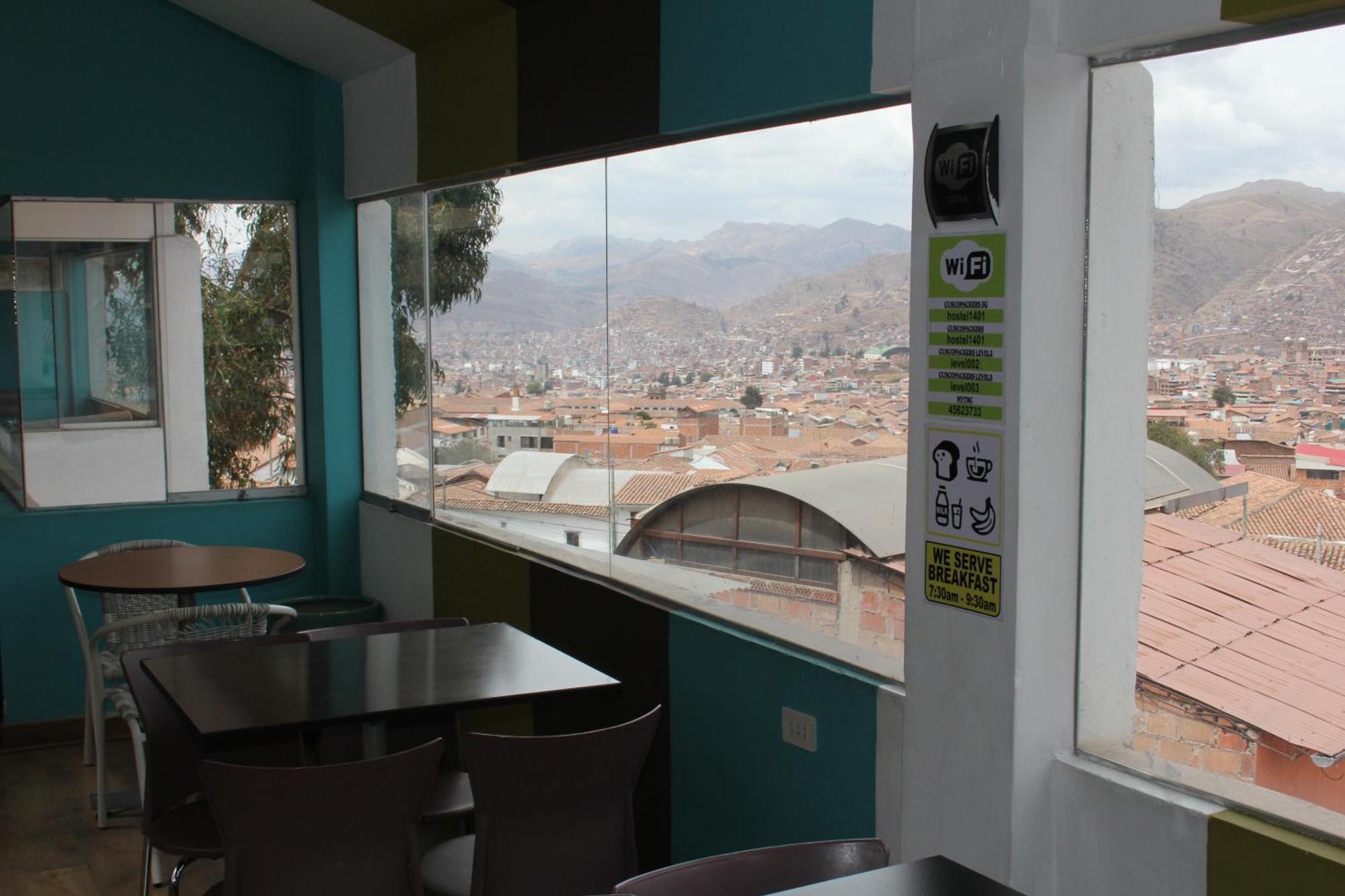 Cuscopackers Hostels Exterior photo