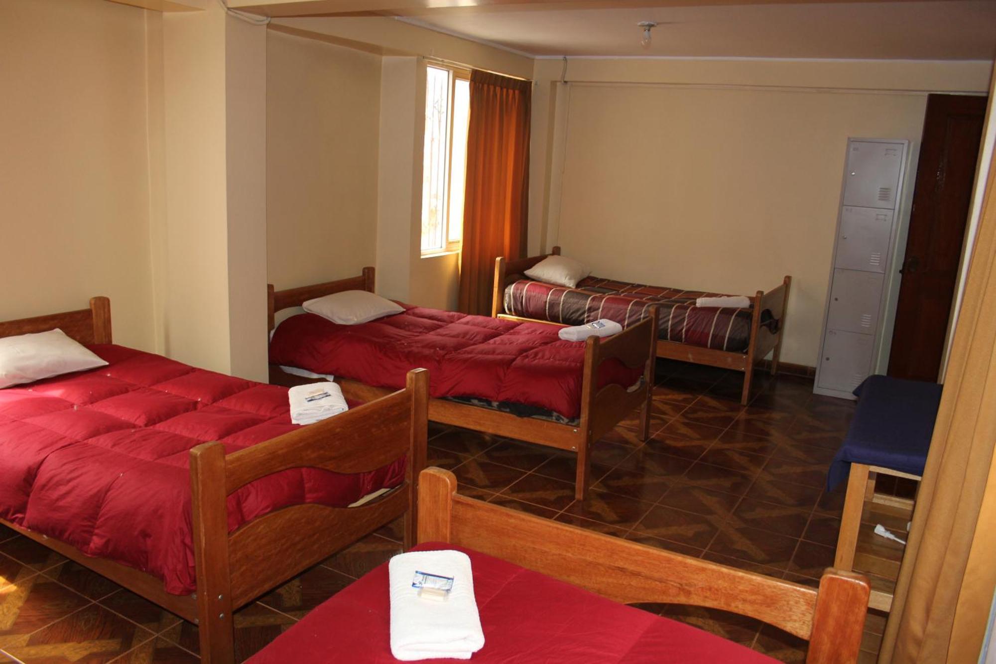 Cuscopackers Hostels Exterior photo
