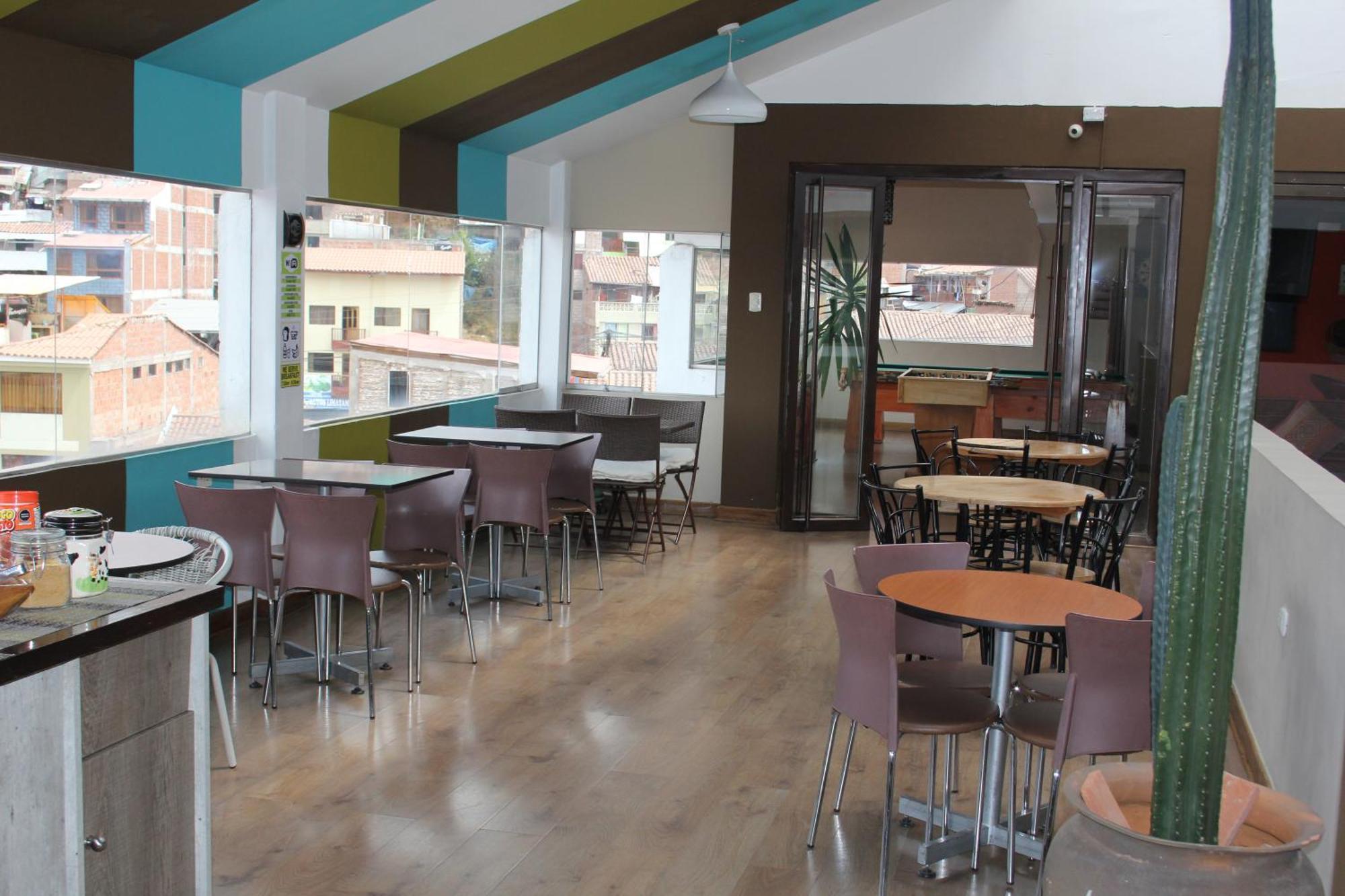 Cuscopackers Hostels Exterior photo